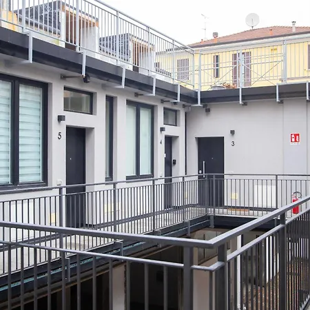 Stylish 1br Near Appartamento Milano