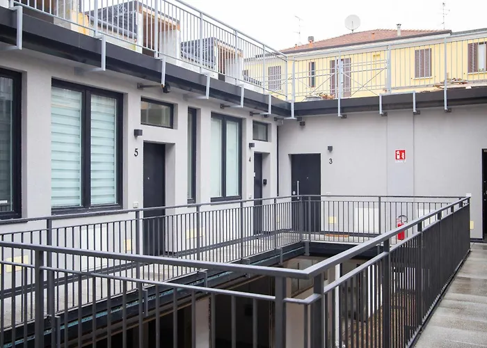 Stylish 1br Near Lejlighed Milano